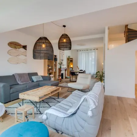 Ferienhaus Sublime Family In The Heart Of Nantes